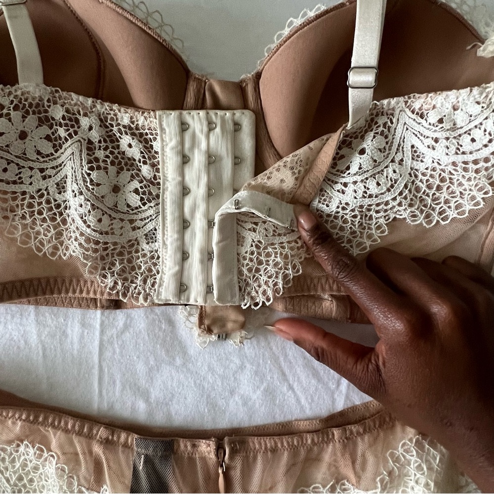 Sheer Nude White Lace Bustier Bra and Short Set - Picture 3 of 8